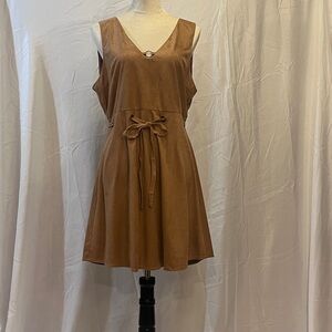 ANDREE BY UNIT Tan Midi Dress with Bow Accent. Size L